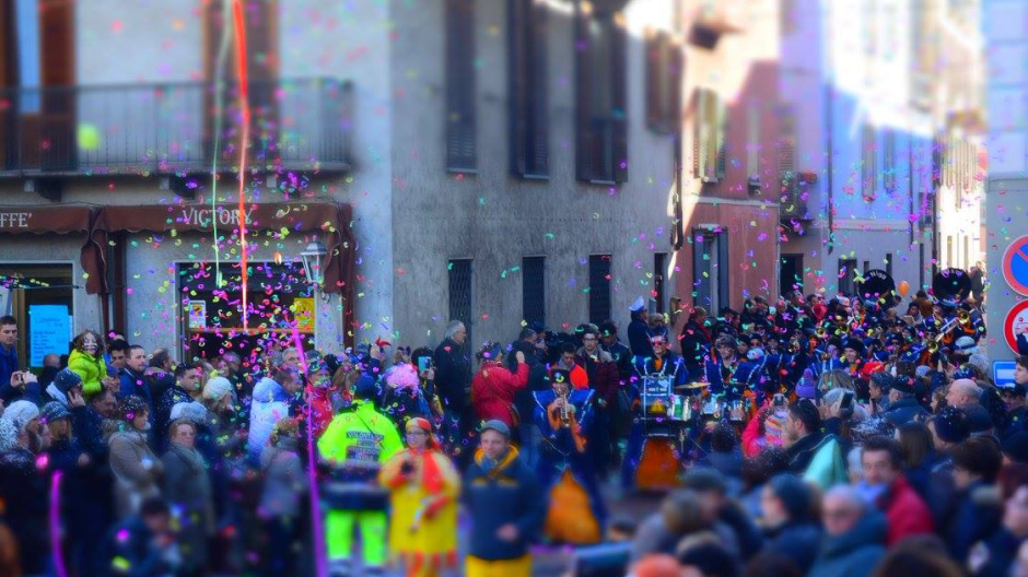 Esplode il Carnevale Ambrosiano: sfilate e feste tra Cannobio, Cannero e Trarego