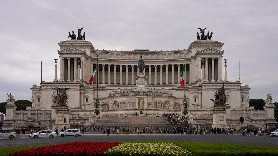 Vilipendio alla nazione italiana. Che cos'è? Ce ne parla l'avvocato Crapanzano