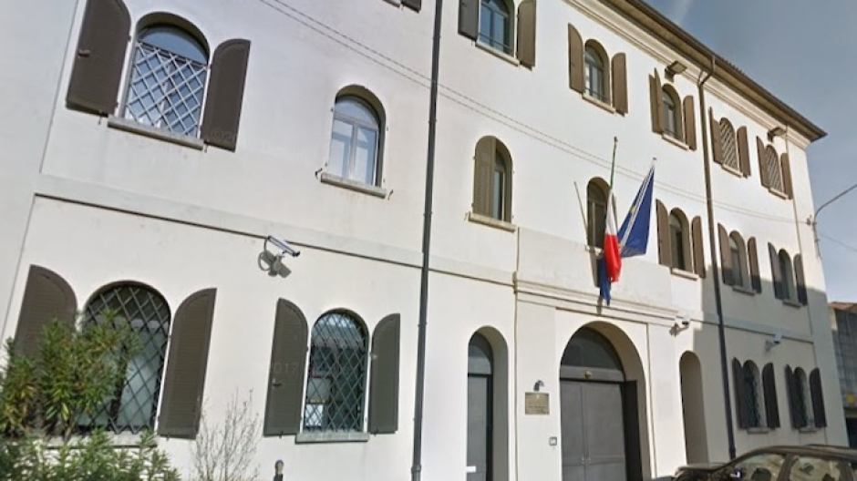 Dietro la rapina e le botte l’ombra della lotta tra pusher: sei giovani in manette