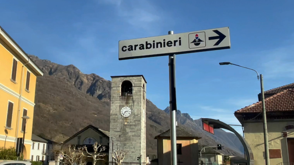 Lite tra vicini, spunta una pistola: tre scacciacani sequestrate