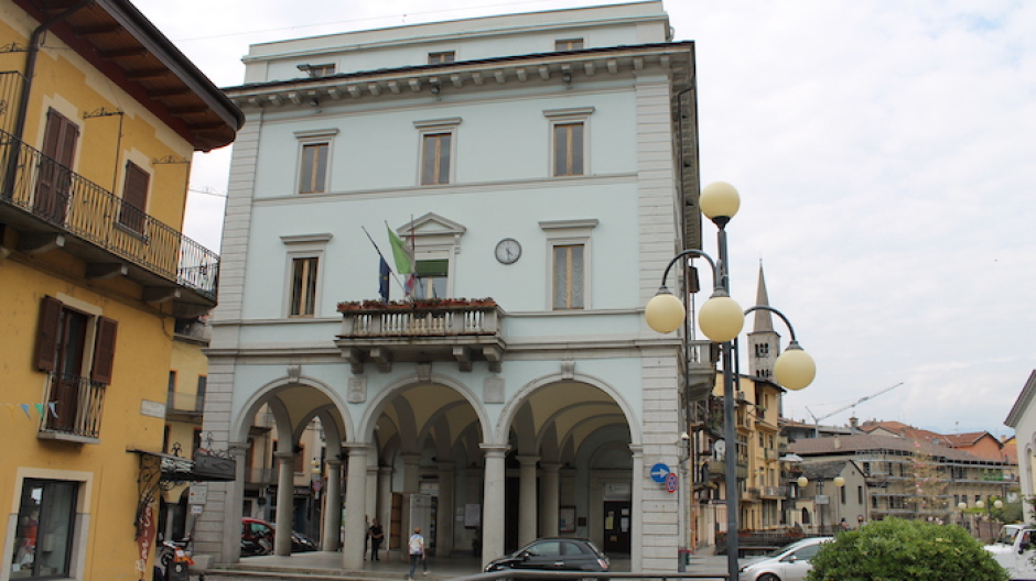 Omegna, pontili sul lungolago: ritardi per bonifica ordigni bellici sui fondali