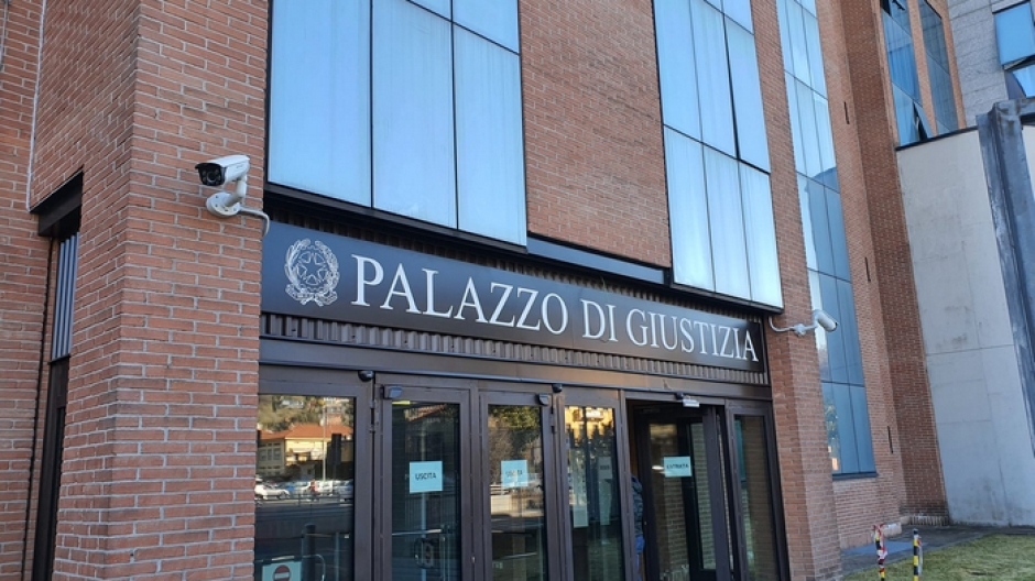 Lo “sfregiatore” del cimitero è incapace di intendere: assolto