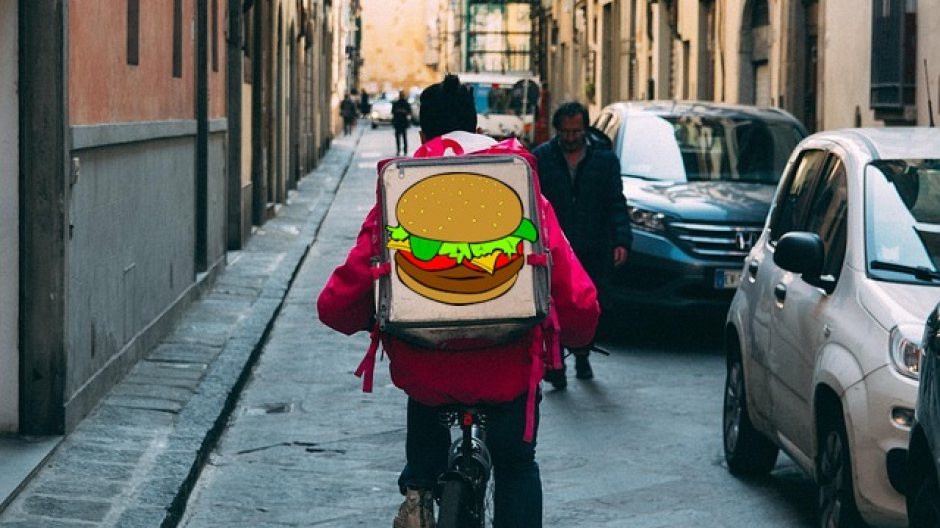 Fino a Stresa per consegnare un panino, i rider di Deliveroo in stato di agitazione