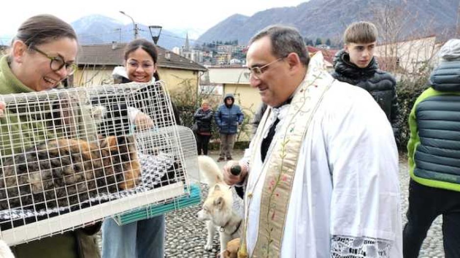 Omegna: torna la benedizone degli animali 