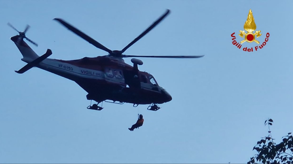 Bloccati in Cannobina: turisti tedeschi recuperati con l'elicottero