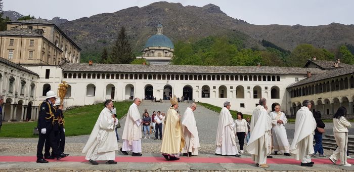La processione a Oropa della città di Biella