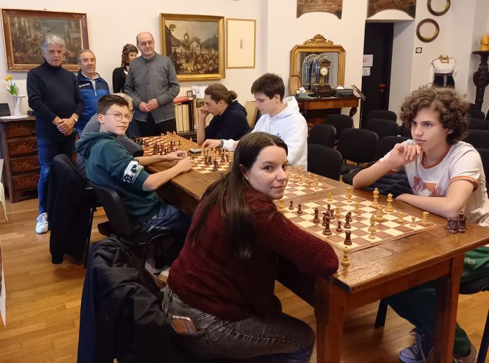 Torneo di scacchi a Varallo: ci sono anche giovani stranieri