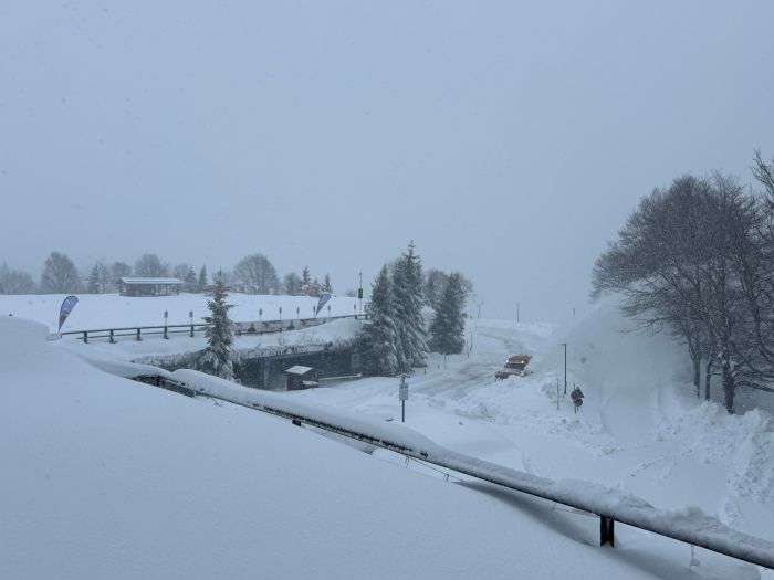 Maxi nevicata a Bielmonte, strade chiuse