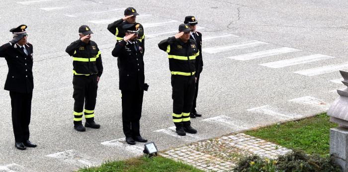 Espressioni di cordoglio e vicinanza da parte dei vigili del fuoco ai carabinieri