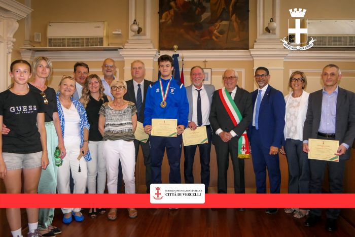 Il campione Ettore Leporati a Palazzo di Città