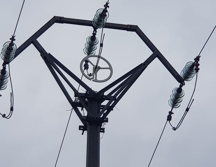 Dissuasori per uccelli sulle linee elettriche nel Vercellese