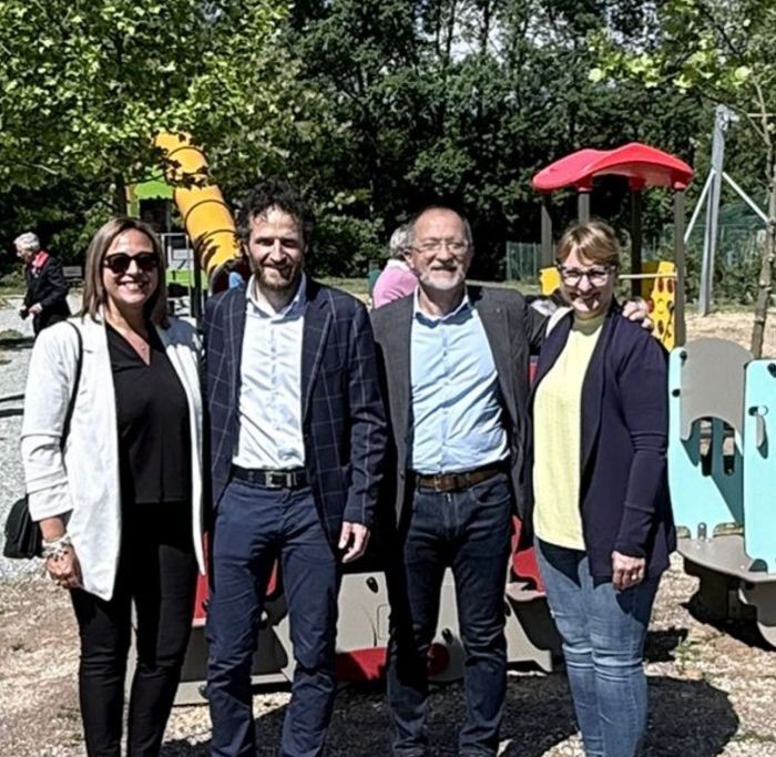 L'assessore Vignale inaugura il nuovo parco della pace a Lozzolo