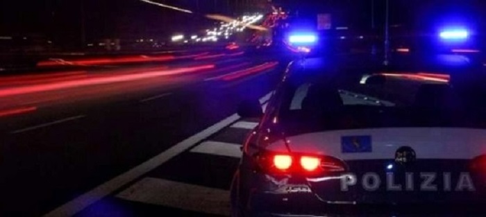 Polizia di Stato di Vercelli salva un giovane