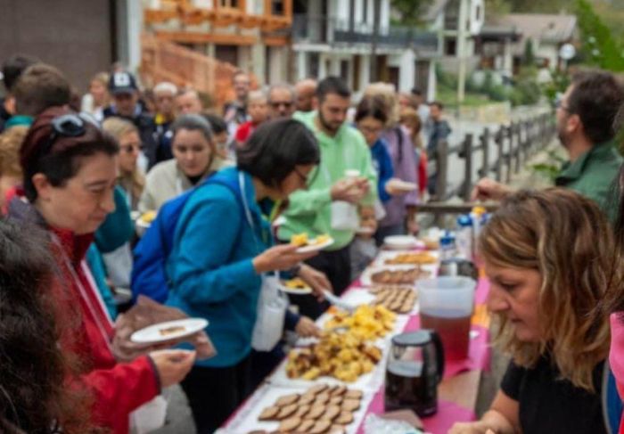La passeggiata dei salami in programma a Scopello