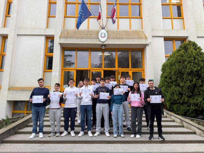 All’Agrario “G. Ferraris” i primi patentini per piloti di droni
