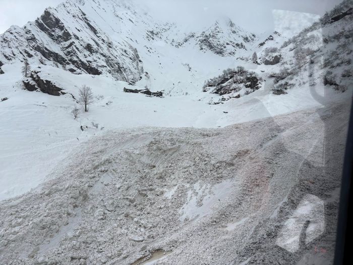 Valanga sul Monte Rosa verso Alagna