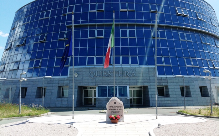 A Sant’Anna raffica di furti nelle auto in sosta