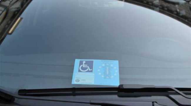 Lesa, verifiche per prevenzione utilizzo improprio contrassegni diversamente abili