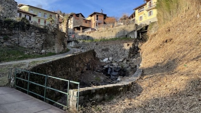 Nebbiuno, pulizia del torrente: emersi scarichi non conformi
