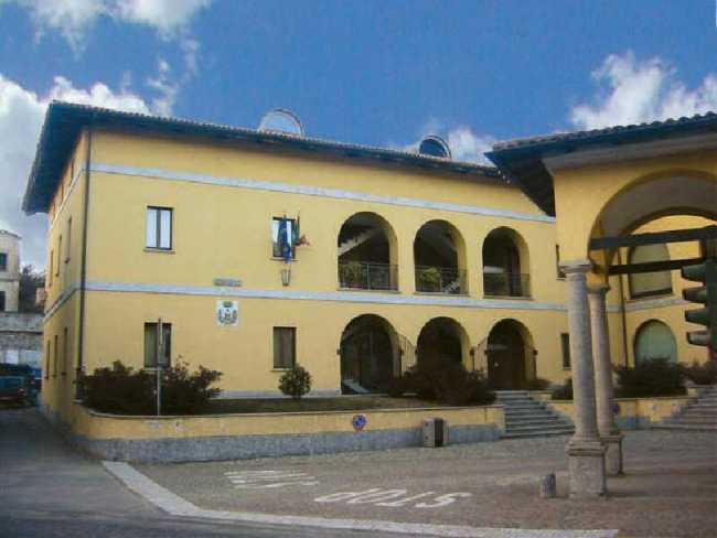 A fine settembre cerimonia ufficiale di gemellaggio fra Oleggio Castello e Montagny 