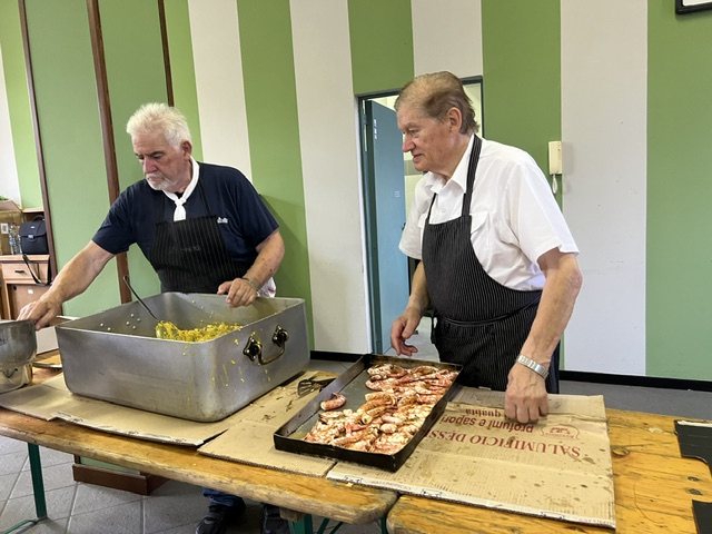 Paella benefica con l'Associazione Alberghieri Armeno Amicizia   
