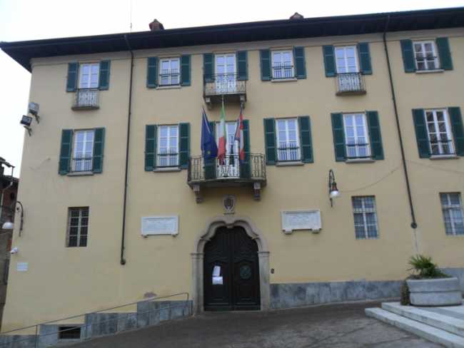 Maggiora, appello per emergenze abitative