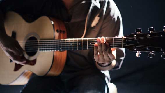 Barengo, sabato appuntamento con “Note Spagnole al Tramonto”