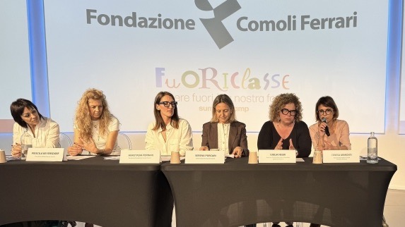 Novara, "FUORICLASSE Summer Camp - Essere fuori è la nostra forza"