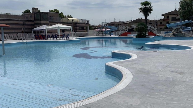 Trecate, l'8 giugno apre la piscina comunale estiva di piazzale Antonini