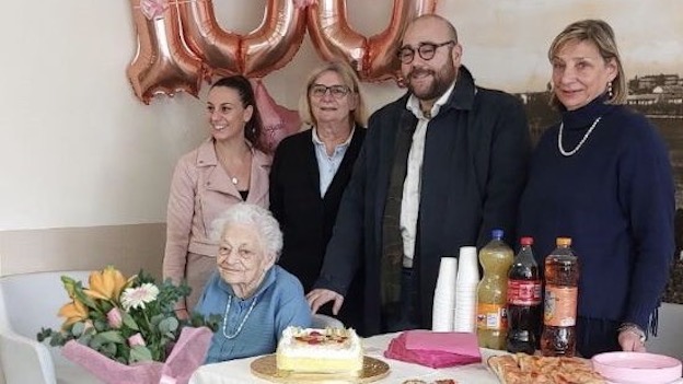 Novara, 100 candeline per la signora Alice