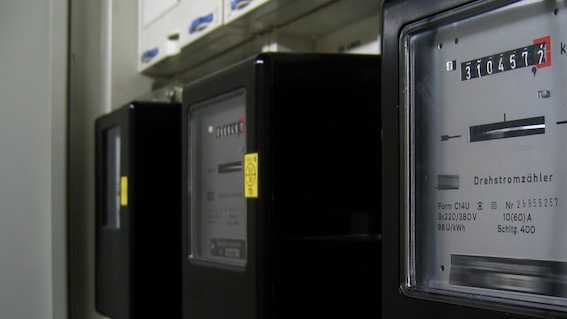 Cameri, numerosi blackout: l'amministrazione chiede spiegazioni a E-Distribuzione