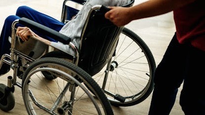 Trasporto ospiti Rsa consortili, convenzione Cisa Ovest Ticino - Cri Trecate