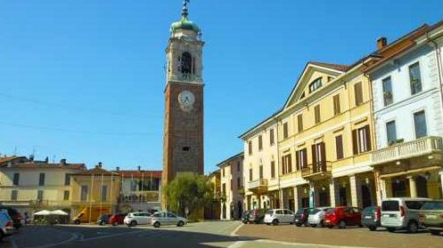 Oleggio: sino all'11 gennaio in piazza Martiri parcheggi blu a disco orario