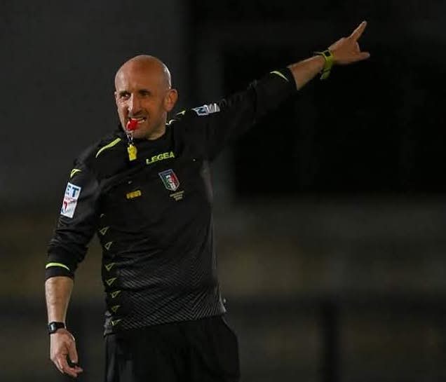 Domenico Demichelis, l’arbitro ossolano dei record: 1637 partite e sogna quota 2000