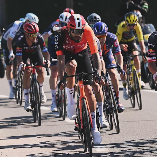 Ganna al Fiandre: grande performance con sprint 