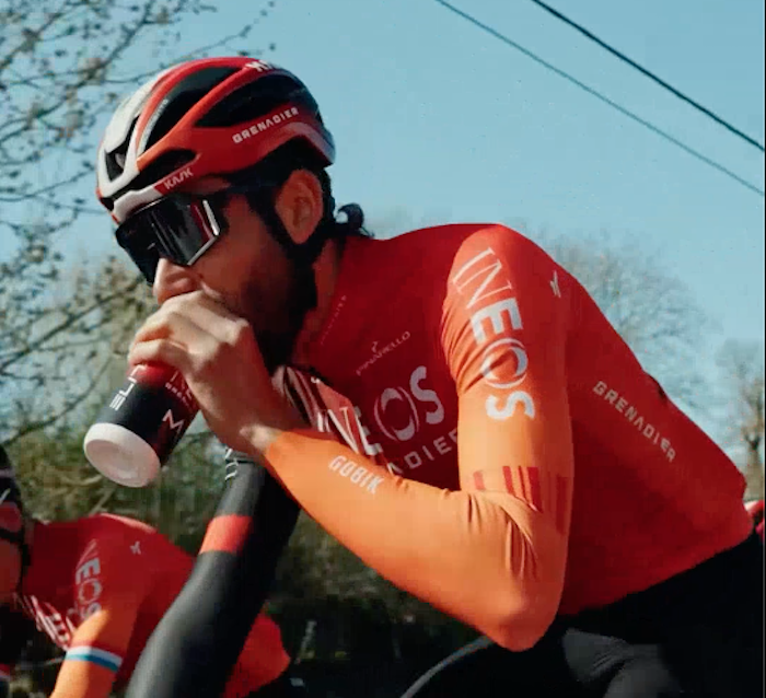 Filippo Ganna al via del Giro del Belgio