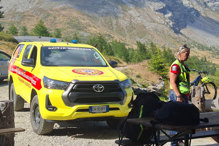Biker cade e si frattura in alta val Bognanco