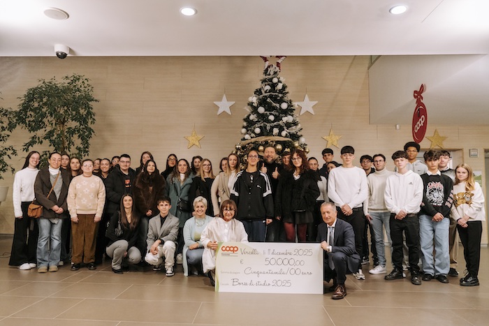 VCO, dieci borse di studio Nova Coop per merito scolastico e universitario