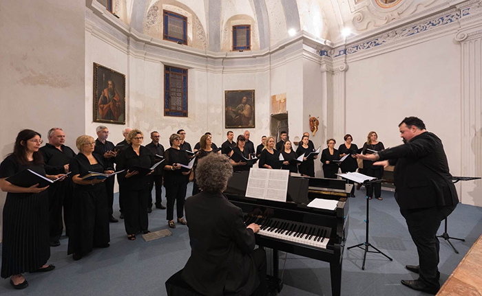 Il Coro Stresa Polyphonics in Concerto per la Solennità dei Santi Pietro e Paolo