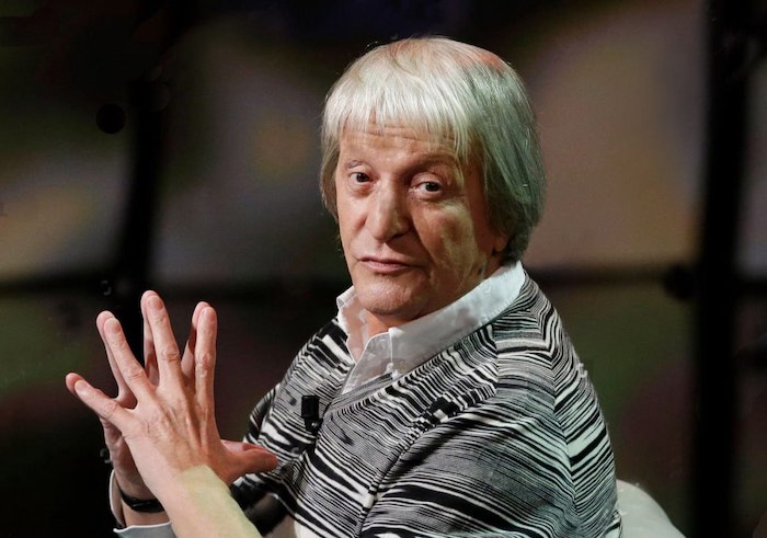 Caroli apre l'anteprima LetterAltura: tre giorni tra arte, libri e musica a Intra