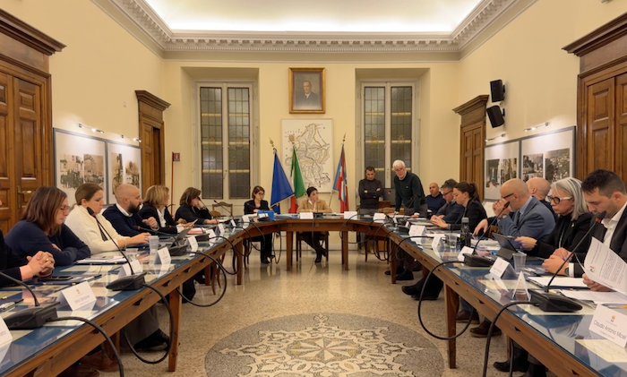 Consiglio comunale di fine anno: bilanci, tributi e nodi aperti sulla farmacia 