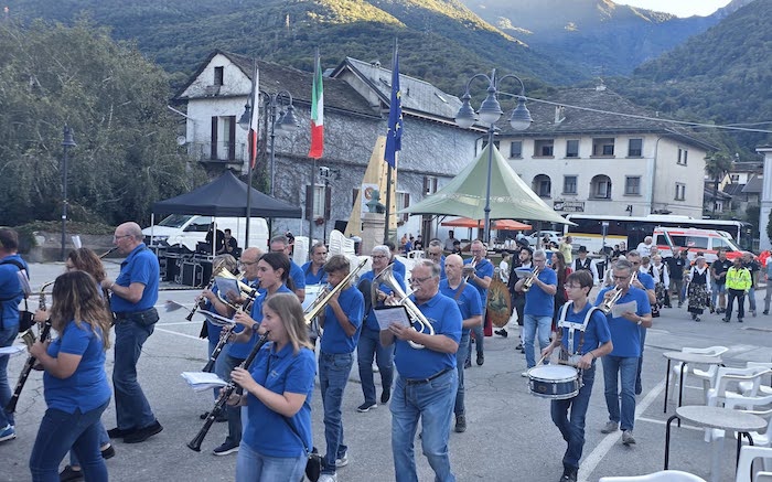 Boden: il miracolo e la benedizione degli zainetti. L'Ornavassese si presenta 