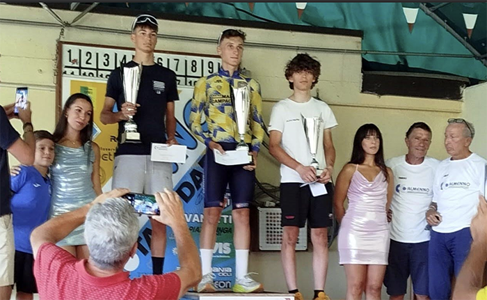 Edoardo Letta del Pedale Ossolano sul podio del Trofeo dello Scalatore