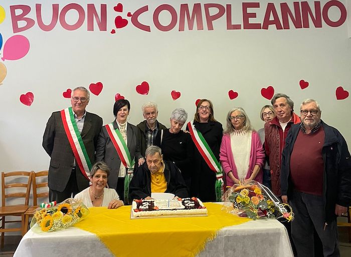 Ameno: la festa in Rsa per i 102 anni di Clelio Magnaghi, partigiano