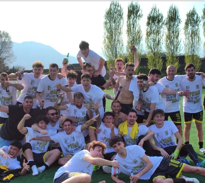 La cavalcata trionfale della matricola Esio Verbania, promossa in Prima Categoria