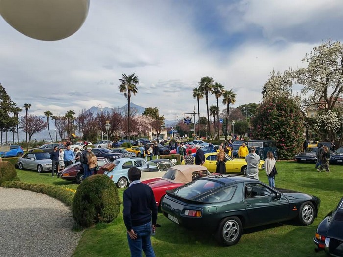 La sfilata delle signore della strada di Stresa classica