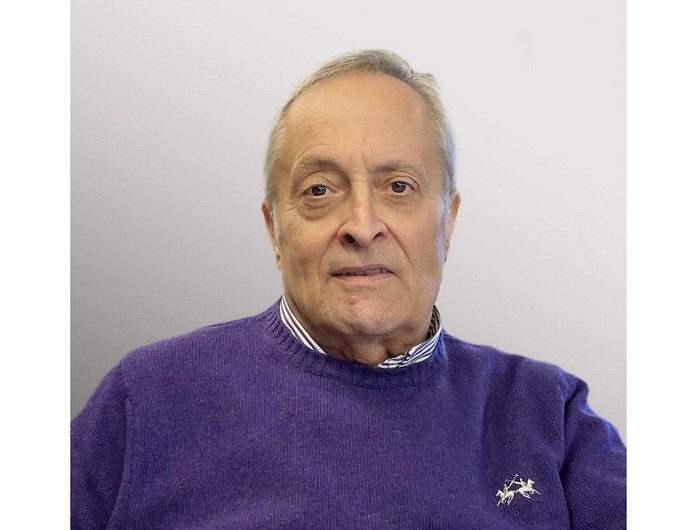 Verbania piange l'ex preside delle scuole medie Enzo Testa