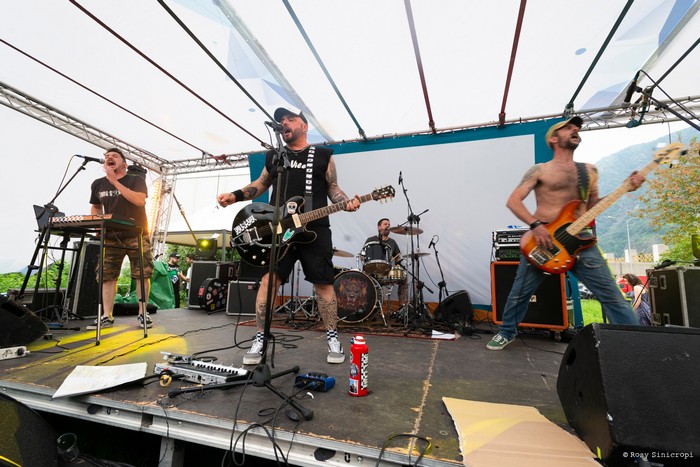 Musica no stop, arte e birre artigianali: torna Dudestock