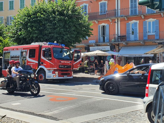 Principio di incendio a un quadro elettrico in centro