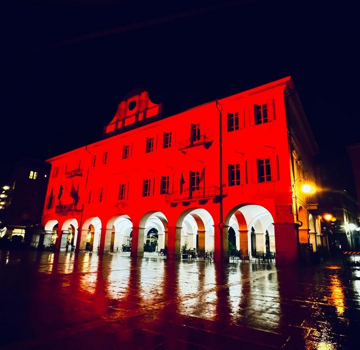 L'omaggio di Verbania alla Croce Rossa